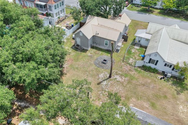 204 NE 1ST AVENUE, Mulberry, FL 33860