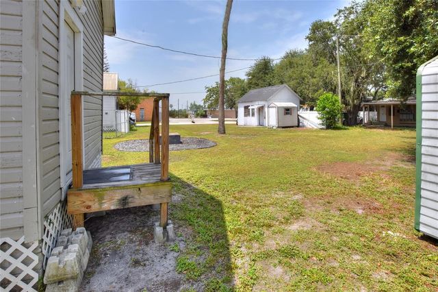 204 NE 1ST AVENUE, Mulberry, FL 33860