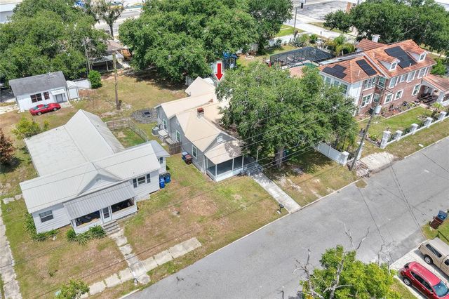 204 NE 1ST AVENUE, Mulberry, FL 33860