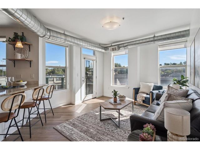 1313 S Clarkson St 202, Denver, CO 80210