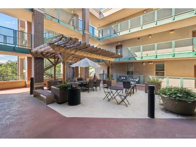 1313 S Clarkson St 202, Denver, CO 80210