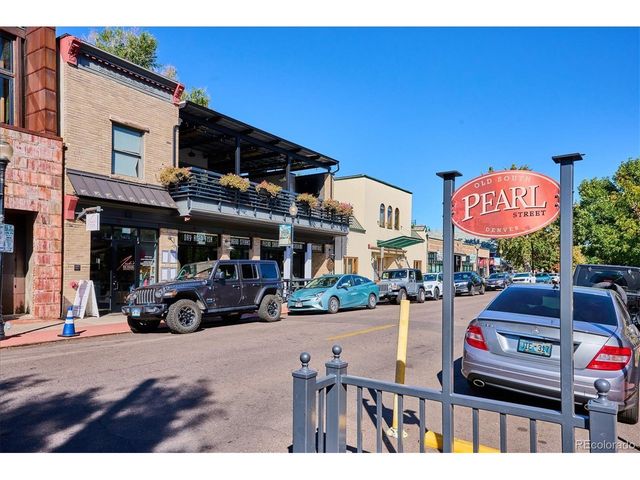 1313 S Clarkson St 202, Denver, CO 80210