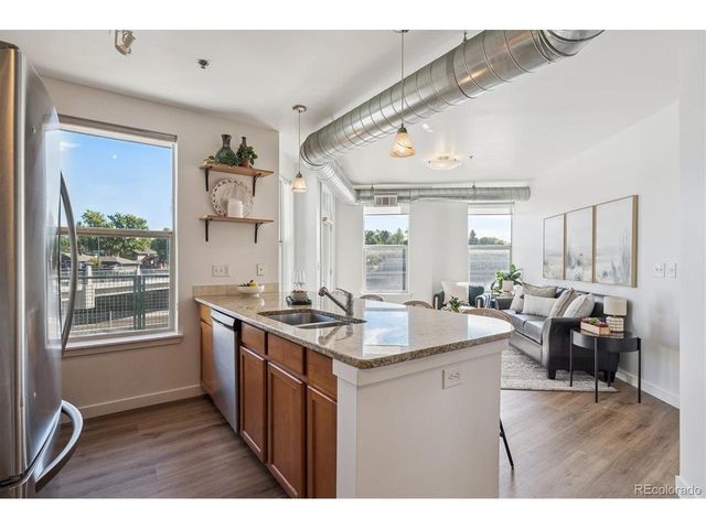 1313 S Clarkson St 202, Denver, CO 80210