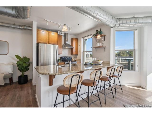 1313 S Clarkson St 202, Denver, CO 80210