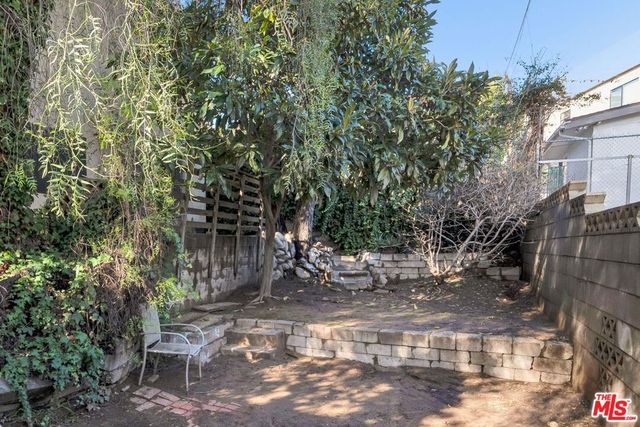 2241 Ewing Street, Los Angeles, CA 90039