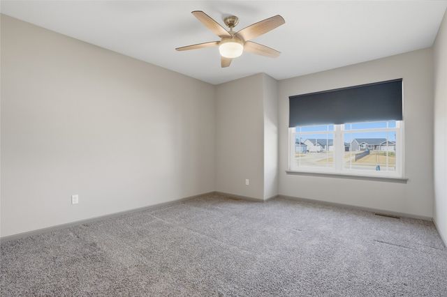 1730 Scarlet Sage Dr SW, Cedar Rapids, IA 52404