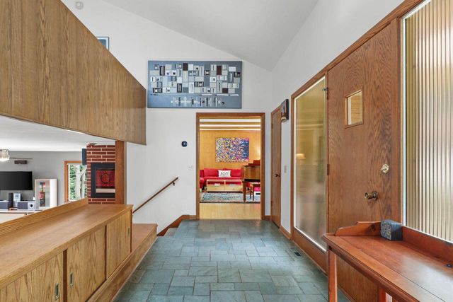 4901 Sherwood Road, Madison, WI 53711