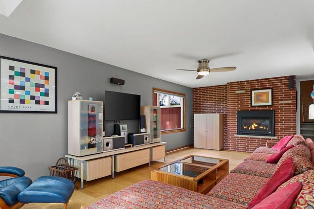 4901 Sherwood Road, Madison, WI 53711