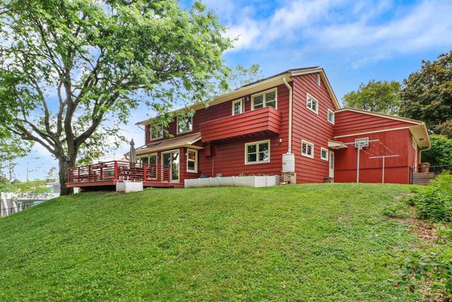 4901 Sherwood Road, Madison, WI 53711