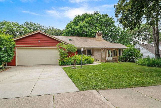 4901 Sherwood Road, Madison, WI 53711