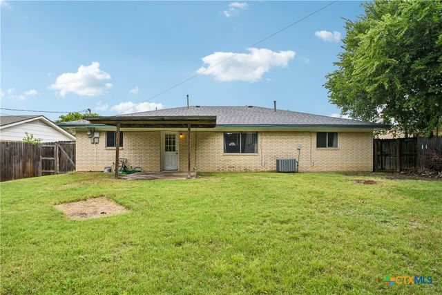 912 Edwards Street, Copperas Cove, TX 76522