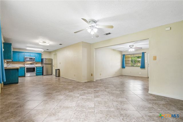 912 Edwards Street, Copperas Cove, TX 76522