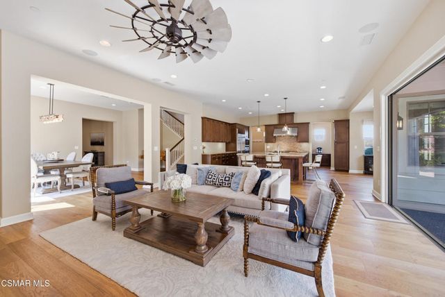 138 Mayflower Street, Thousand Oaks, CA 91360