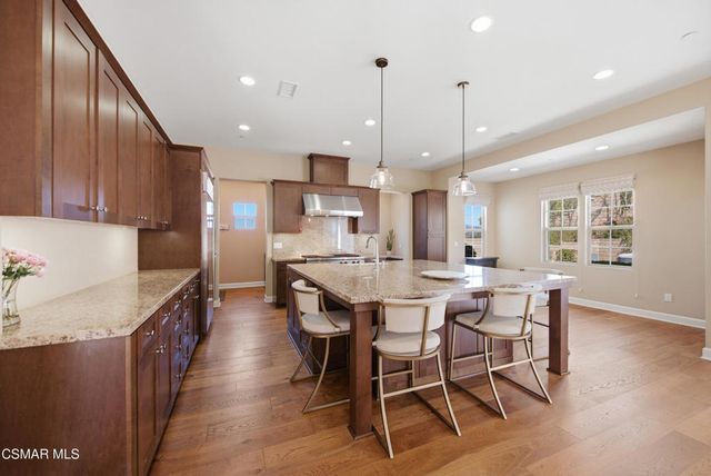 138 Mayflower Street, Thousand Oaks, CA 91360