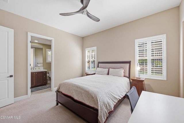 138 Mayflower Street, Thousand Oaks, CA 91360