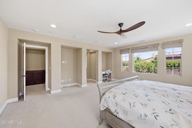 138 Mayflower Street, Thousand Oaks, CA 91360