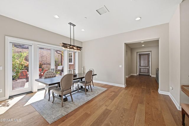 138 Mayflower Street, Thousand Oaks, CA 91360