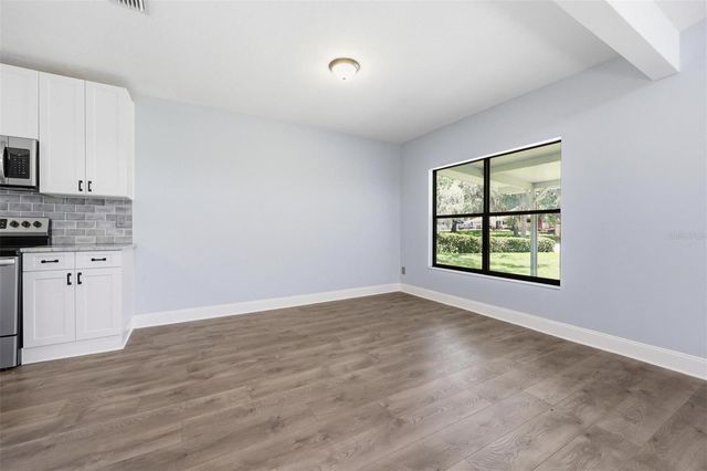 6840 NW 111TH LANE, Alachua, FL 32615