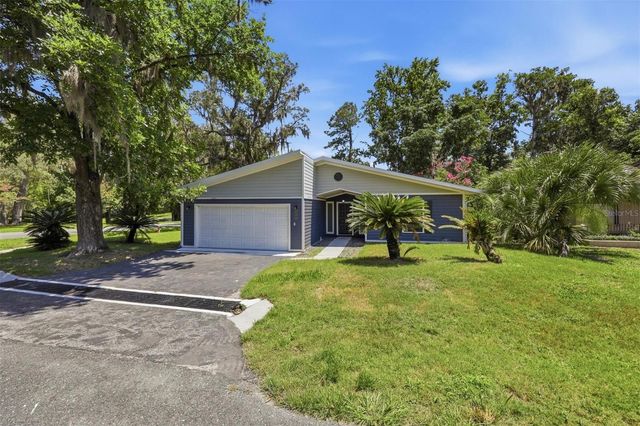 6840 NW 111TH LANE, Alachua, FL 32615