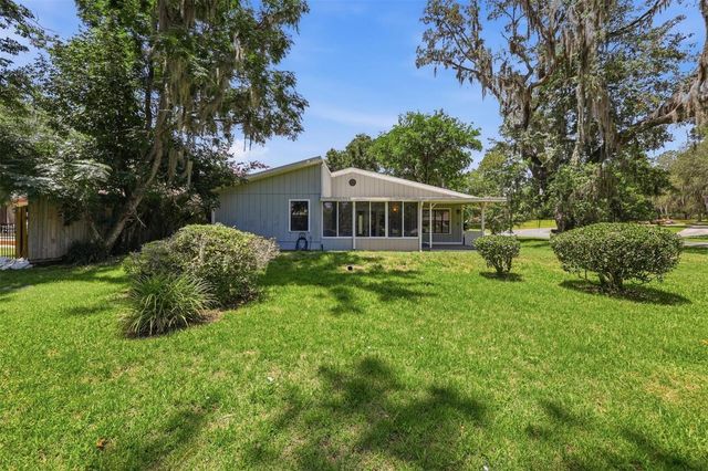 6840 NW 111TH LANE, Alachua, FL 32615