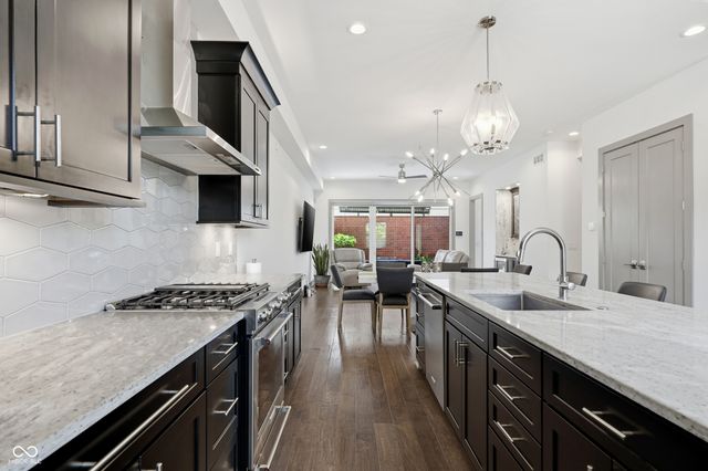 1111 E 10th Street, Indianapolis, IN 46202