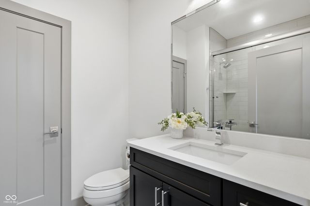 1111 E 10th Street, Indianapolis, IN 46202