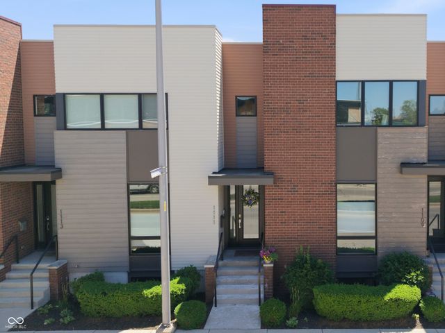 1111 E 10th Street, Indianapolis, IN 46202