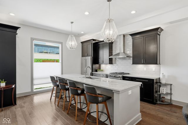 1111 E 10th Street, Indianapolis, IN 46202