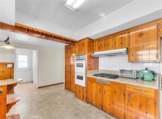 564 N Armel, Covina, CA 91722