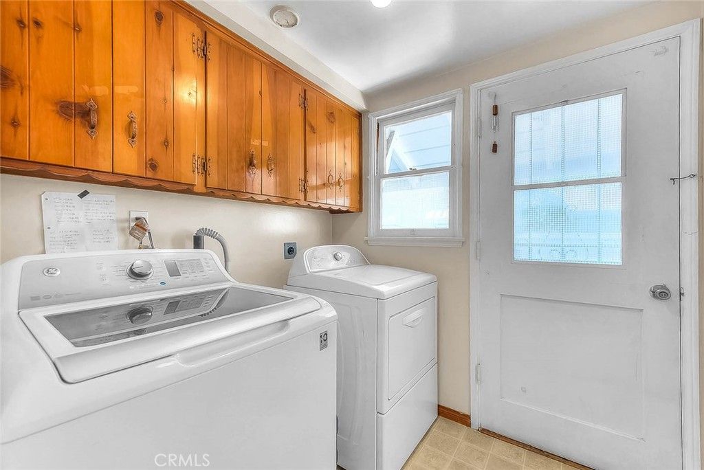 Image 42 of property listing at 564 N Armel, Covina, CA 91722
