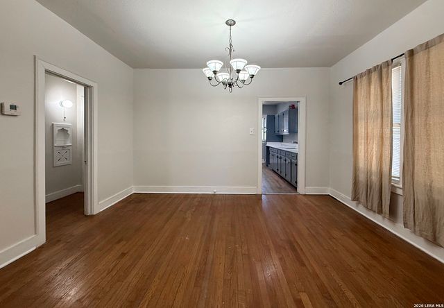 942 BAILEY AVE, San Antonio, TX 78210