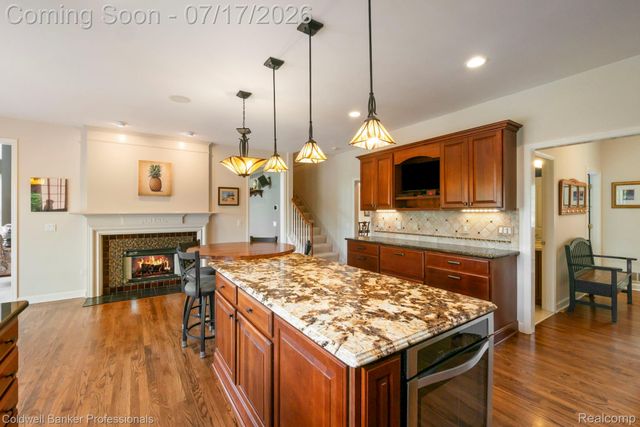 11460 Maple Valley Drive, Plymouth Charter Township, MI 48170