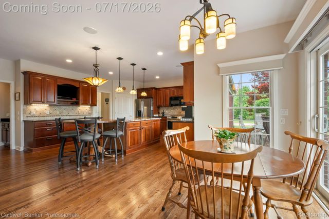 11460 Maple Valley Drive, Plymouth Charter Township, MI 48170
