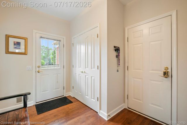 11460 Maple Valley Drive, Plymouth Charter Township, MI 48170