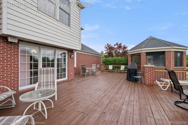 11460 Maple Valley Drive, Plymouth Charter Township, MI 48170