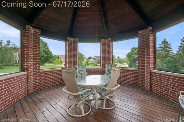 11460 Maple Valley Drive, Plymouth Charter Township, MI 48170
