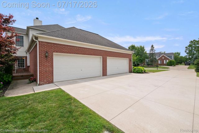 11460 Maple Valley Drive, Plymouth Charter Township, MI 48170