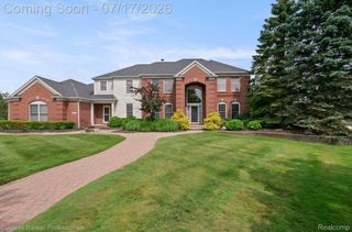 11460 Maple Valley Drive, Plymouth Charter Township, MI 48170