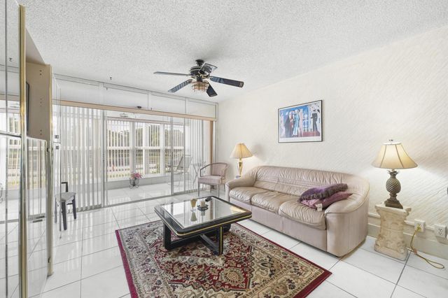 2530 Black Olive Boulevard 201, Delray Beach, FL 33445