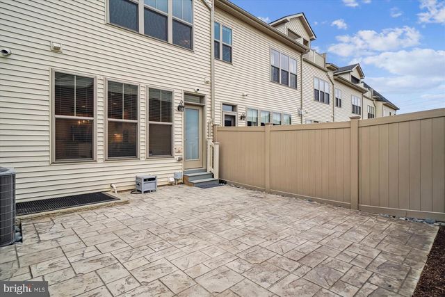 2548 ISLAND GROVE BLVD, Frederick, MD 21701