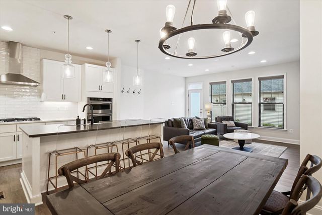 2548 ISLAND GROVE BLVD, Frederick, MD 21701