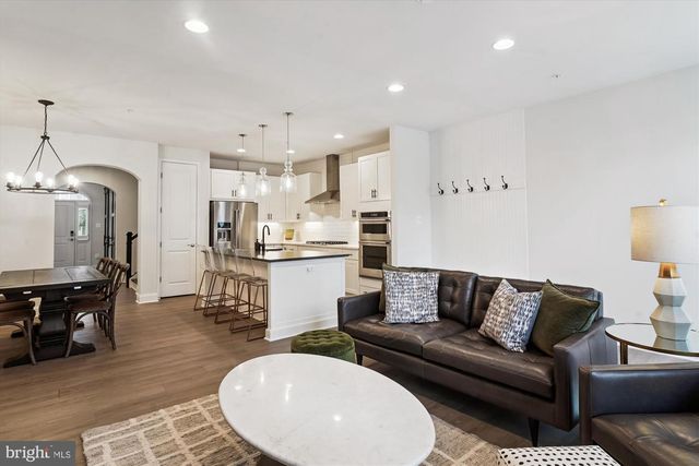 2548 ISLAND GROVE BLVD, Frederick, MD 21701