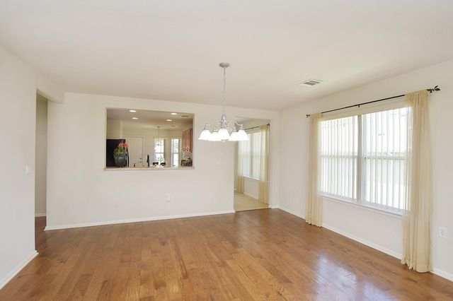 303 Salt Creek LN, Georgetown, TX 78633