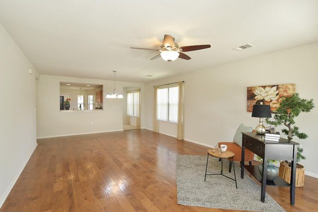 303 Salt Creek LN, Georgetown, TX 78633