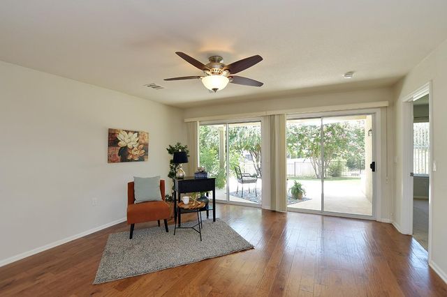 303 Salt Creek LN, Georgetown, TX 78633