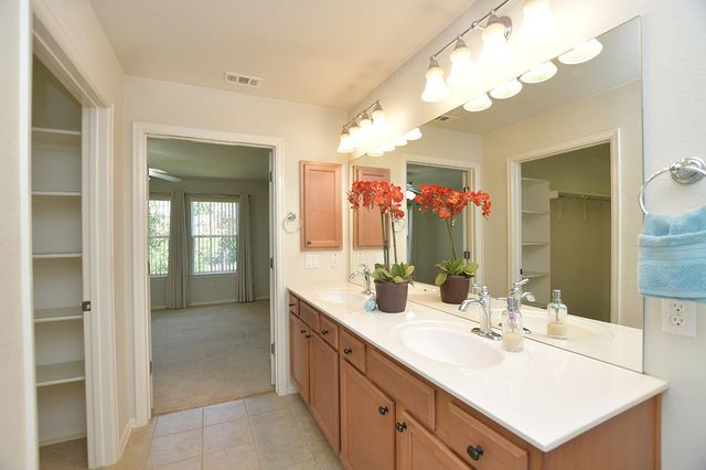 303 Salt Creek LN, Georgetown, TX 78633