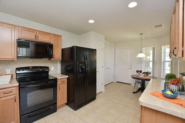 303 Salt Creek LN, Georgetown, TX 78633