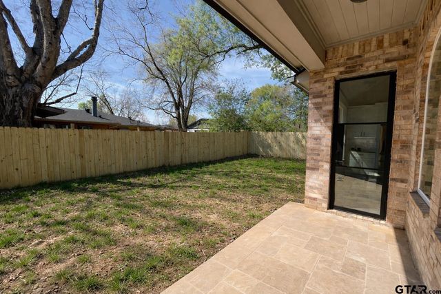 105 Maxine St, Mineola, TX 75773