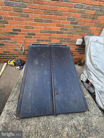 5915 LEXINGTON AVE, Pennsauken, NJ 08109