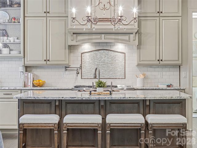 732 Streamside Drive, Arden, NC 28704
